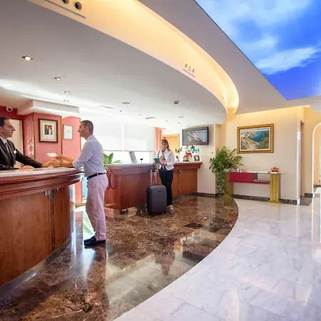 酒店 赛维格里普蒙蒂博里酒店 5*